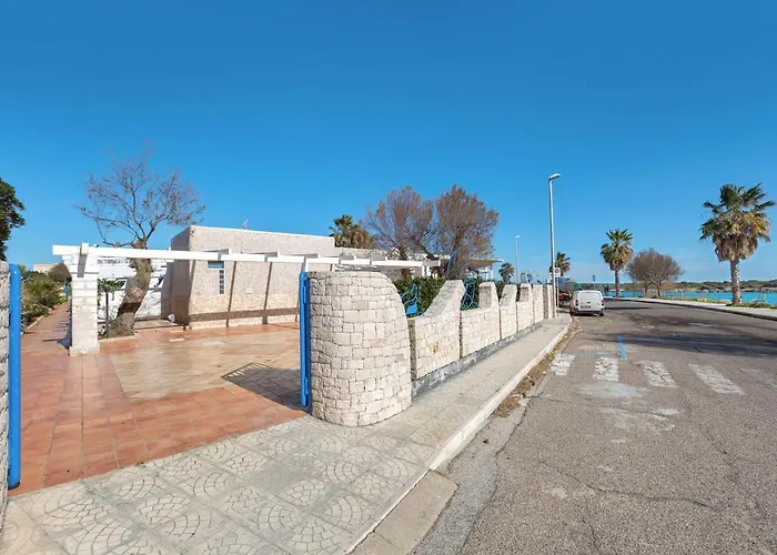 La Scogliera 托雷科里梅纳