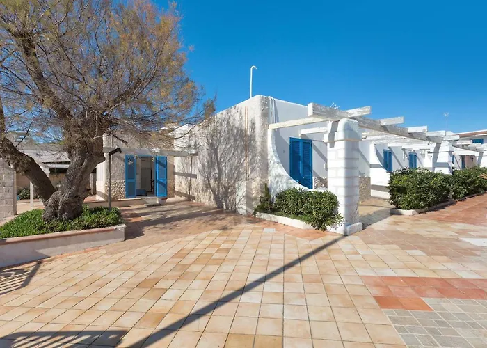 La Scogliera 公寓式酒店 3*