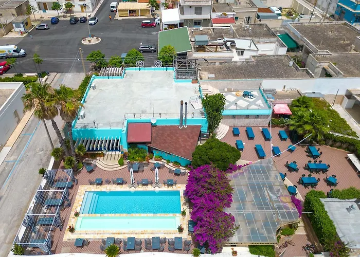 La Scogliera 托雷科里梅纳